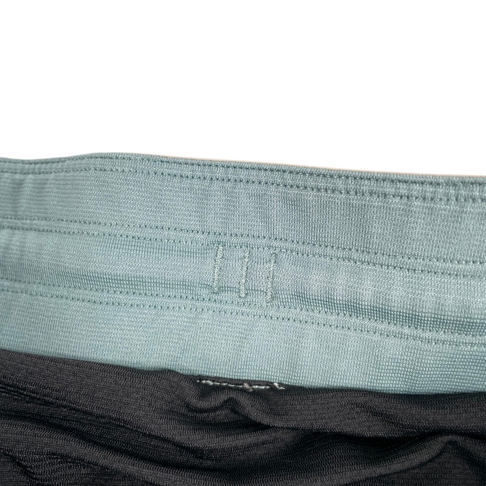 Lululemon Shorts Mens L Olive Green‎ Elastic Waistband Peloton Athletic Training - Picture 9 of 13